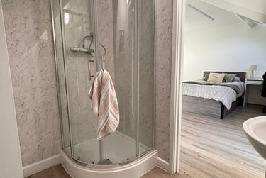 1 bed studio, Bryn Road, Brynmill, Swansea, SA20AR - Image 9