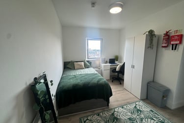 1 bed studio, St Helens Road, Mount Pleasant, Swansea, SA14DQ - Image 6