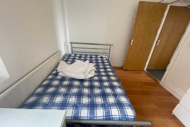 2 bed flat, Bryn Road, Brynmill, Swansea, SA20AT - Image 9