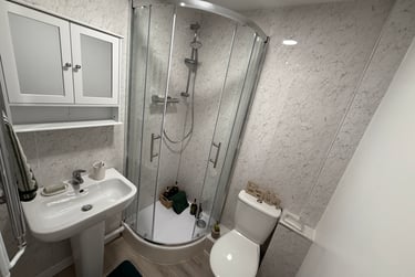 2 bed flat, St Helens Road, Mount Pleasant, Swansea, SA14DQ - Image 7