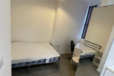 2 bed flat, Bryn Road, Brynmill, Swansea, SA20AP - Image 11