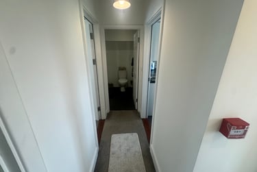 2 bed flat, Bryn Road, Brynmill, Swansea, SA20AR - Image 10