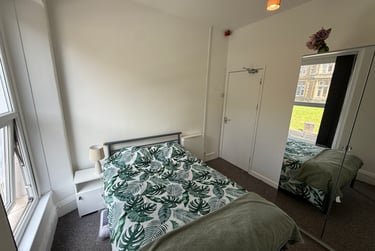 2 bed flat, Bryn Road, Brynmill, Swansea, SA20AP - Image 10