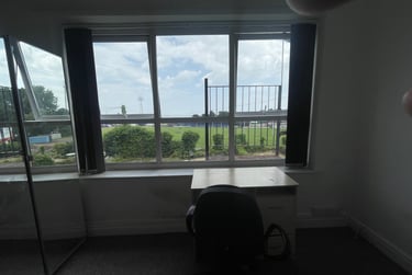 2 bed flat, Bryn Road, Brynmill, Swansea, SA20AR - Image 6