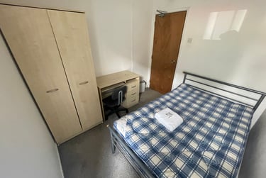 2 bed flat, Bryn Road, Brynmill, Swansea, SA20AP - Image 11