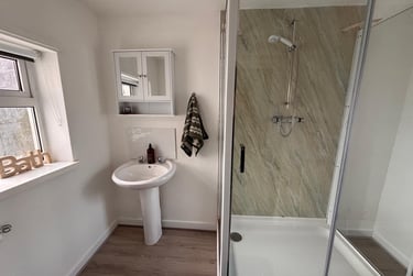 3 bed flat, Bryn Road, Brynmill, Swansea, SA20AR - Image 7