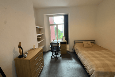 3 bed flat, Bryn Road, Brynmill, Swansea, SA20AR - Image 11