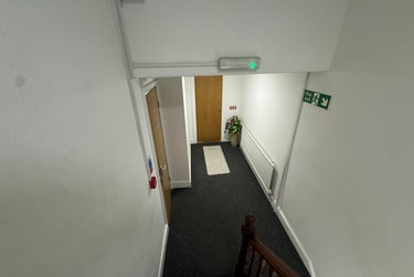 3 bed flat, Bryn Road, Brynmill, Swansea, SA20AT - Image 11