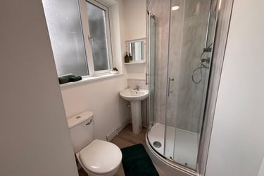 1 bed flat, Bryn Road, Brynmill, Swansea, SA20AR - Image 12