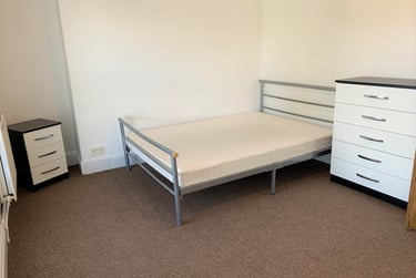 4 bed house, Seaview terrace, City centre, Swansea, SA16FE - Image 9