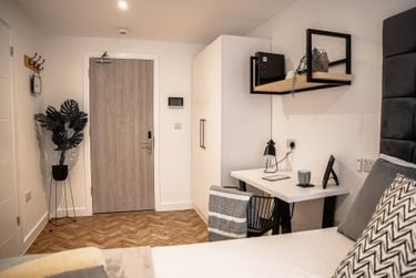 1 bed studio, Bridge Street West, Hockley, Birmingham, B192YX - Image 2