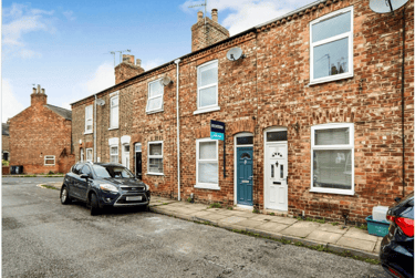 2 bed house, Nelson Street, The Groves, York, YO318NJ - Image 1