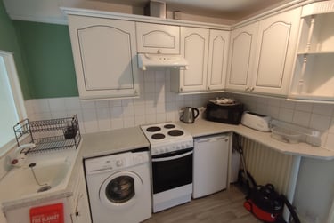 2 bed flat, Holgate Road, City Centre, York, YO244AA - Image 3