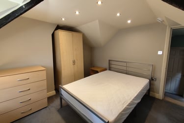 2 bed flat, Lord Mayors Walk, Monkgate, York, YO317HA - Image 4