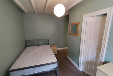 1 bed flat, Lord Mayors Walk, Monkgate, York, YO317HA - Image 3