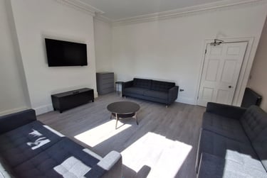 2 bed house, Hull Road, Layerthorpe, York, YO103JX - Image 3