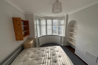 6 bed house, Arnside Place, Layerthorpe, York, YO103HG - Image 1