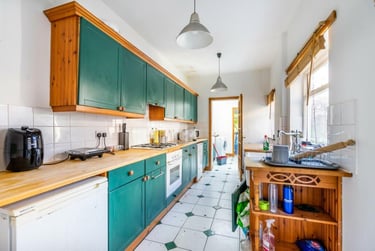 4 bed house, Markham Street, The Groves, York, YO318NR - Image 2