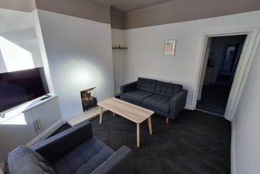 2 bed house, Pembroke Street, Clifton, York, YO307BB - Image 2