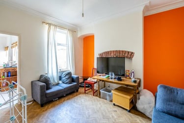 4 bed house, Markham Street, The Groves, York, YO318NR - Image 4