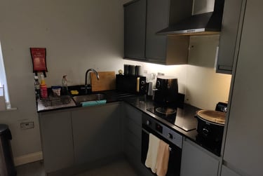 2 bed flat, Fulford Road, Grange Garth, York, YO104BD - Image 3