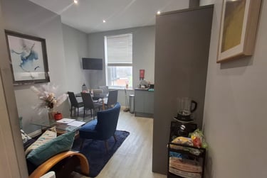 2 bed flat, Fulford Road, Grange Garth, York, YO104BD - Image 3