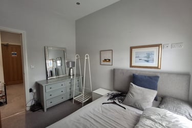 2 bed flat, Fulford Road, Grange Garth, York, YO104BD - Image 5