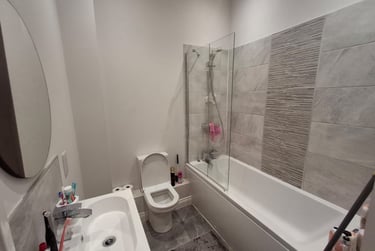 2 bed flat, Fulford Road, Grange Garth, York, YO104BD - Image 6