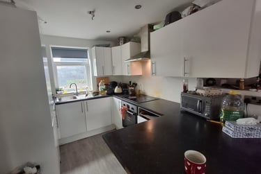 2 bed flat, Fulford Road, Grange Garth, York, YO104BD - Image 4