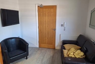 2 bed flat, Fulford Road, Grange Garth, York, YO104BD - Image 7