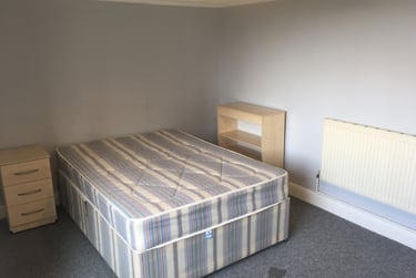 2 bed flat, High Street, Near university, Portsmouth, PO12HS - Image 8