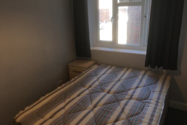 2 bed flat, High Street, Near university, Portsmouth, PO12HS - Image 9