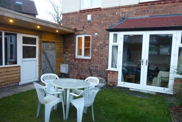 4 bed house, Tang Hall Lane, Heworth, York, YO311SG - Image 2