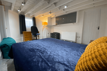 4 bed house, Leighton Road, City Centre, Cheltenham, GL526BD - Image 1