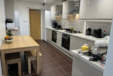 6 bed house, Greenbank Road, Sefton Park, Liverpool, L181HN - Image 4