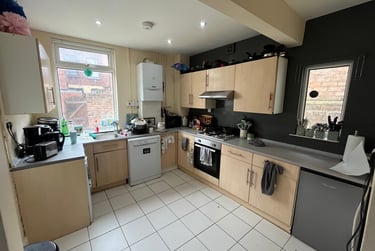 7 bed house, Bagot Street, Toxteth, Liverpool, L152HA - Image 6
