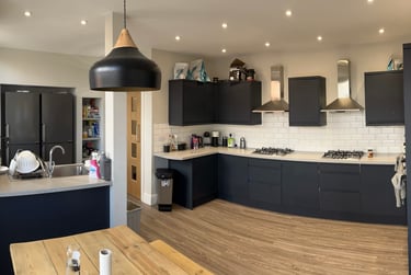 7 bed house, Smithdown Road, Sefton Park, Liverpool, L155AJ - Image 1