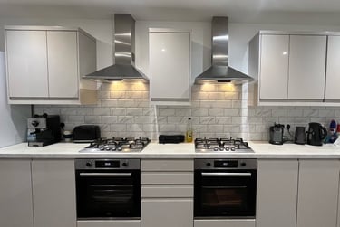 6 bed house, Greenbank Road, Sefton Park, Liverpool, L181HN - Image 1