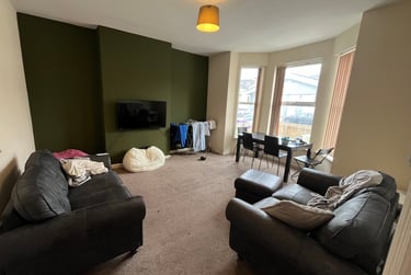 7 bed house, Bagot Street, Toxteth, Liverpool, L152HA - Image 2