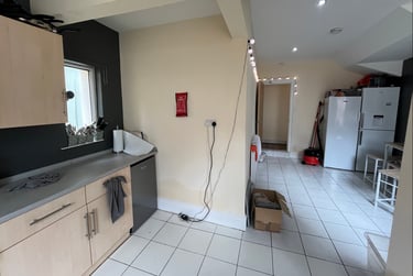 7 bed house, Bagot Street, Toxteth, Liverpool, L152HA - Image 3