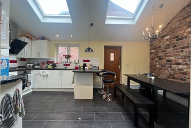 8 bed house, Hollybank Road, Sefton Park, Liverpool, L181HP - Image 1