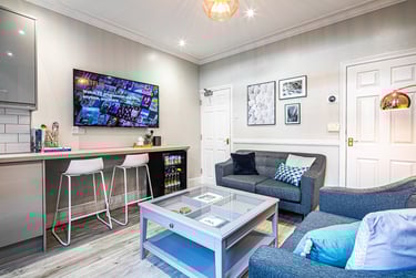 4 bed house, Hunter hill road, Hunters bar, Sheffield, S118UE - Image 1