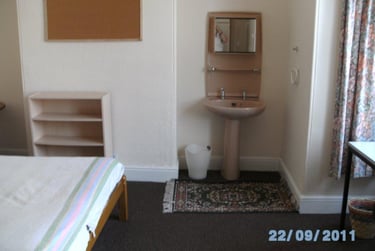 5 bed house, Monks Road, Mount Pleasant, Exeter, EX47BE - Image 5