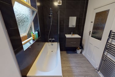 4 bed house, Commercial Way, Peckham, London, SE151PT - Image 1