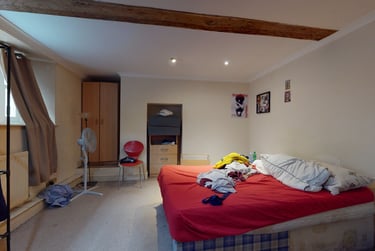 3 bed flat, Trafalgar Avenue, Southwark, London, SE156NP - Image 2