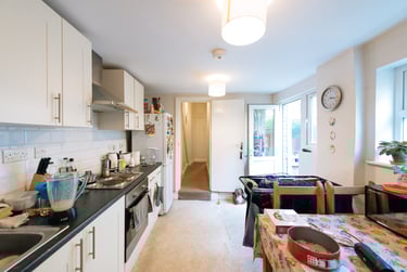 1 bed flat, Bonsor Street, Southwark, London, SE57TE - Image 3