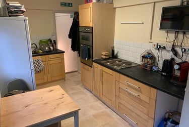 2 bed flat, Kincaid Road, Peckham, London, SE155UN - Image 1