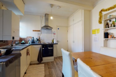 4 bed flat, Boyfield Street, Newington, London, SE10SD - Image 1