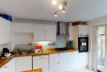3 bed flat, Vestry Mews, Camberwell, London, SE58NS - Image 4
