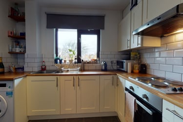 4 bed flat, Clapham Manor Street, Clapham, London, SW46EA - Image 6